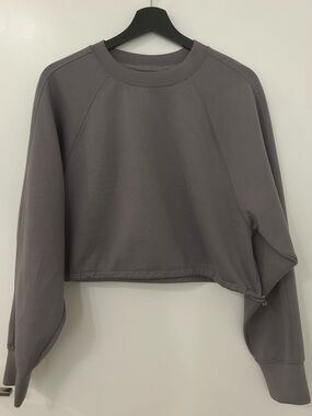 Abercrombie & Fitch YPB neoKNIT Cropped Sweatshirt Drawstring Hem Gray Medium